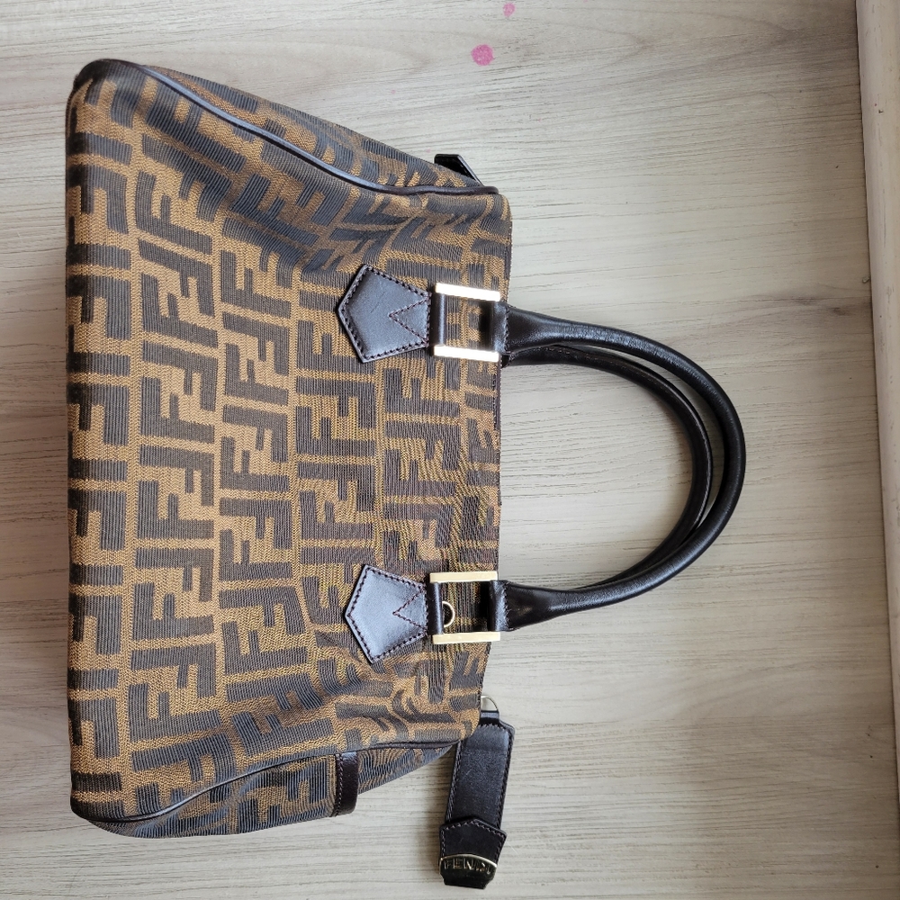 Vintage Fendi Zucca bag